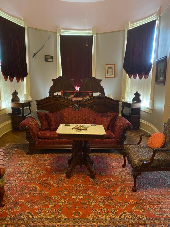 The Empress Of Little Rock Bed & Breakfast Bagian luar foto