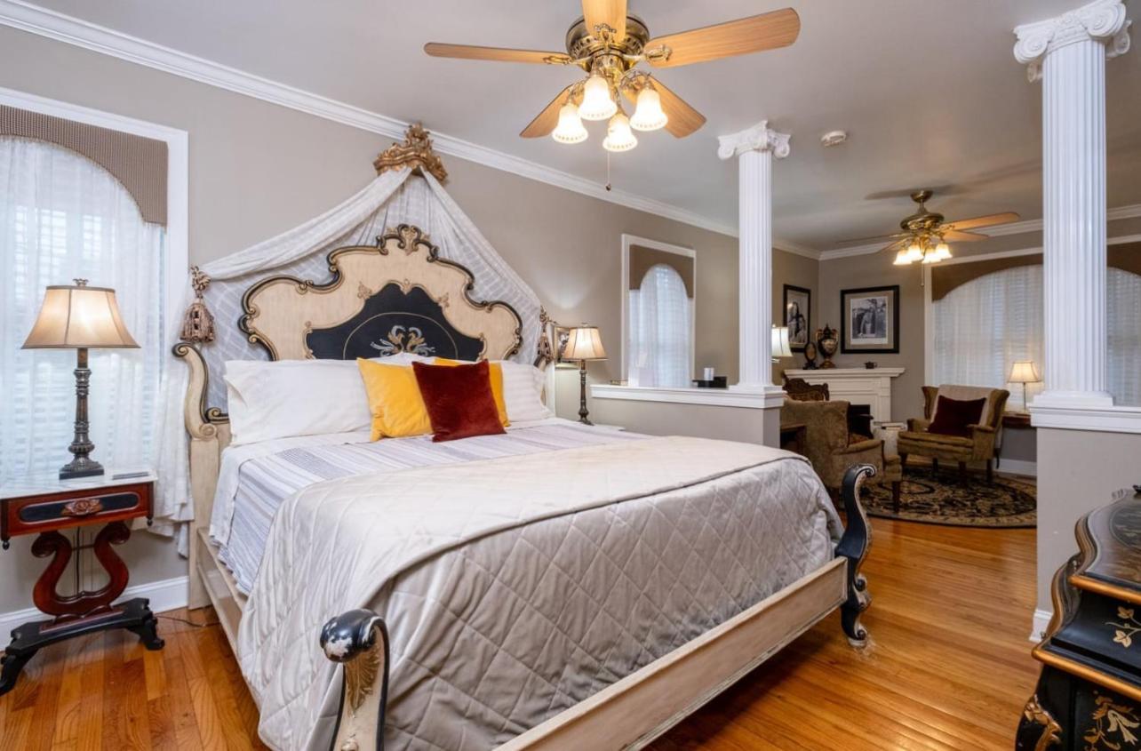 The Empress Of Little Rock Bed & Breakfast Bagian luar foto