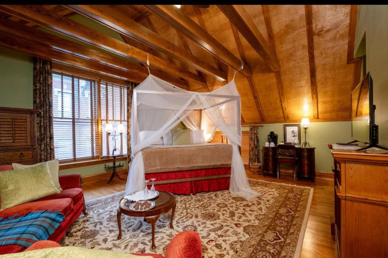 The Empress Of Little Rock Bed & Breakfast Bagian luar foto