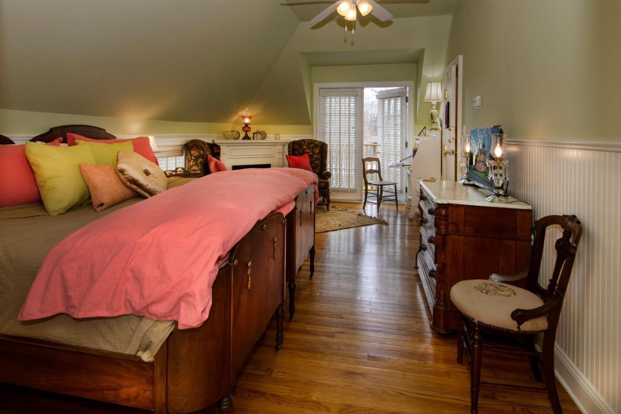 The Empress Of Little Rock Bed & Breakfast Bagian luar foto